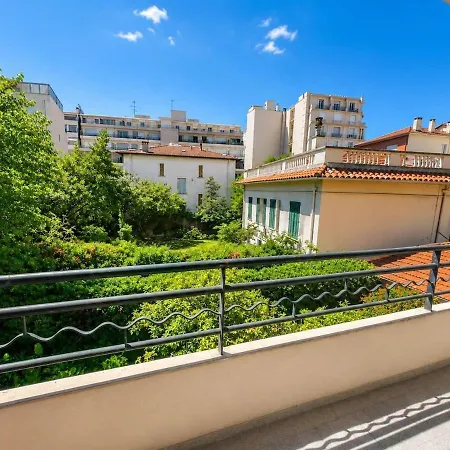 Beau 3 Pieces Climatise Avec Balcon, Proche Cannes