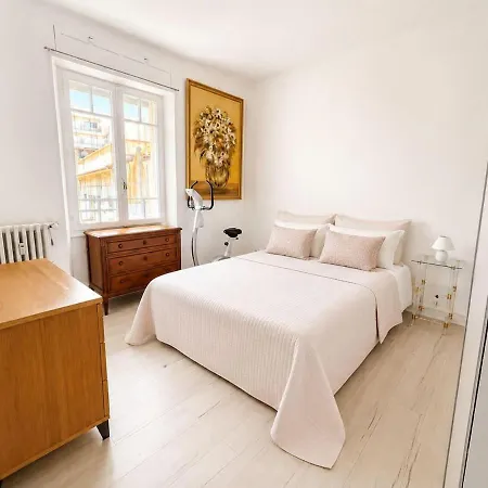 Beau 3 Pieces Climatise Avec Balcon, Proche Cannes